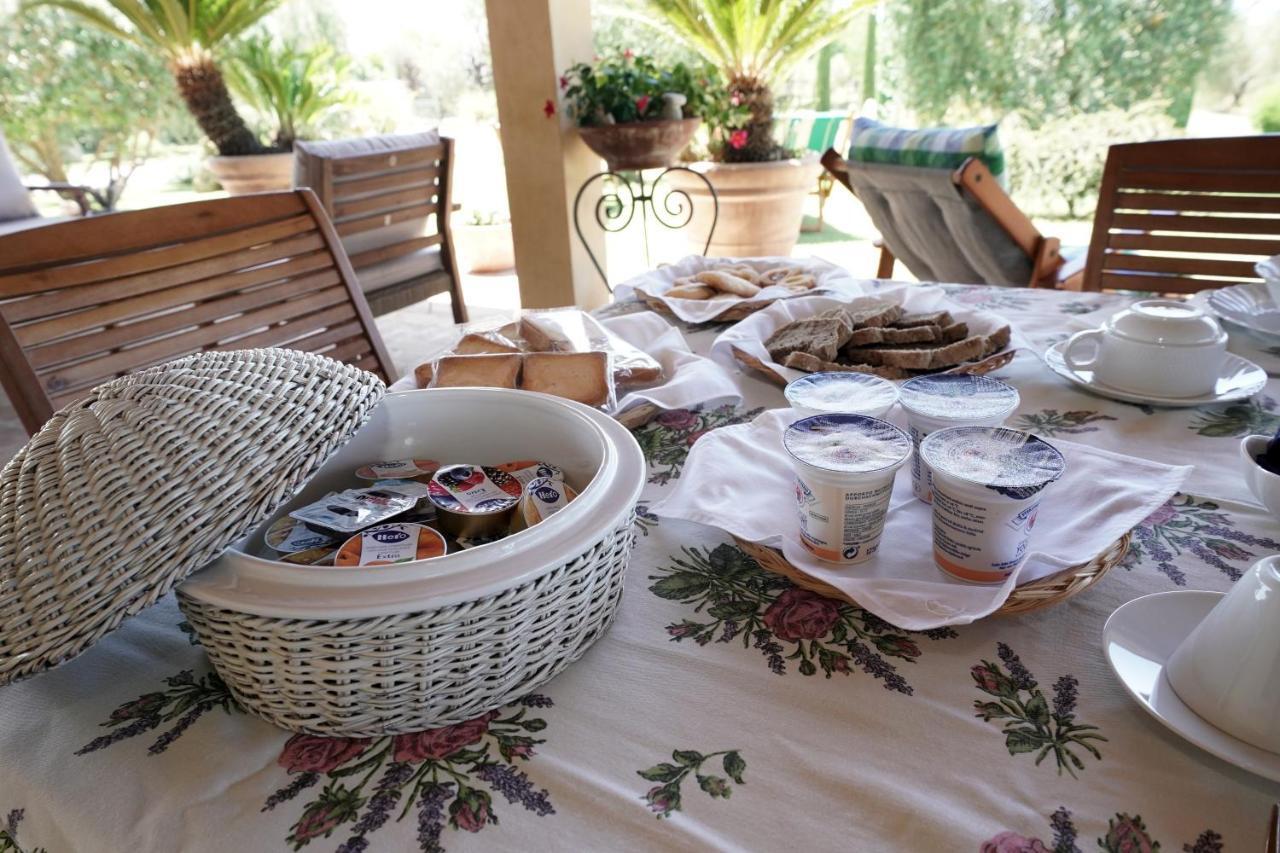 Bed and Breakfast Casa Degli Ulivi Черветері Екстер'єр фото